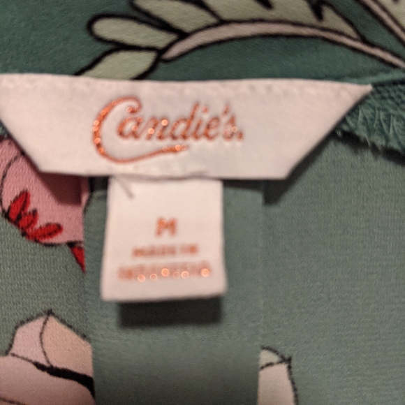 Candies Button Down Top - Picture 4 of 7